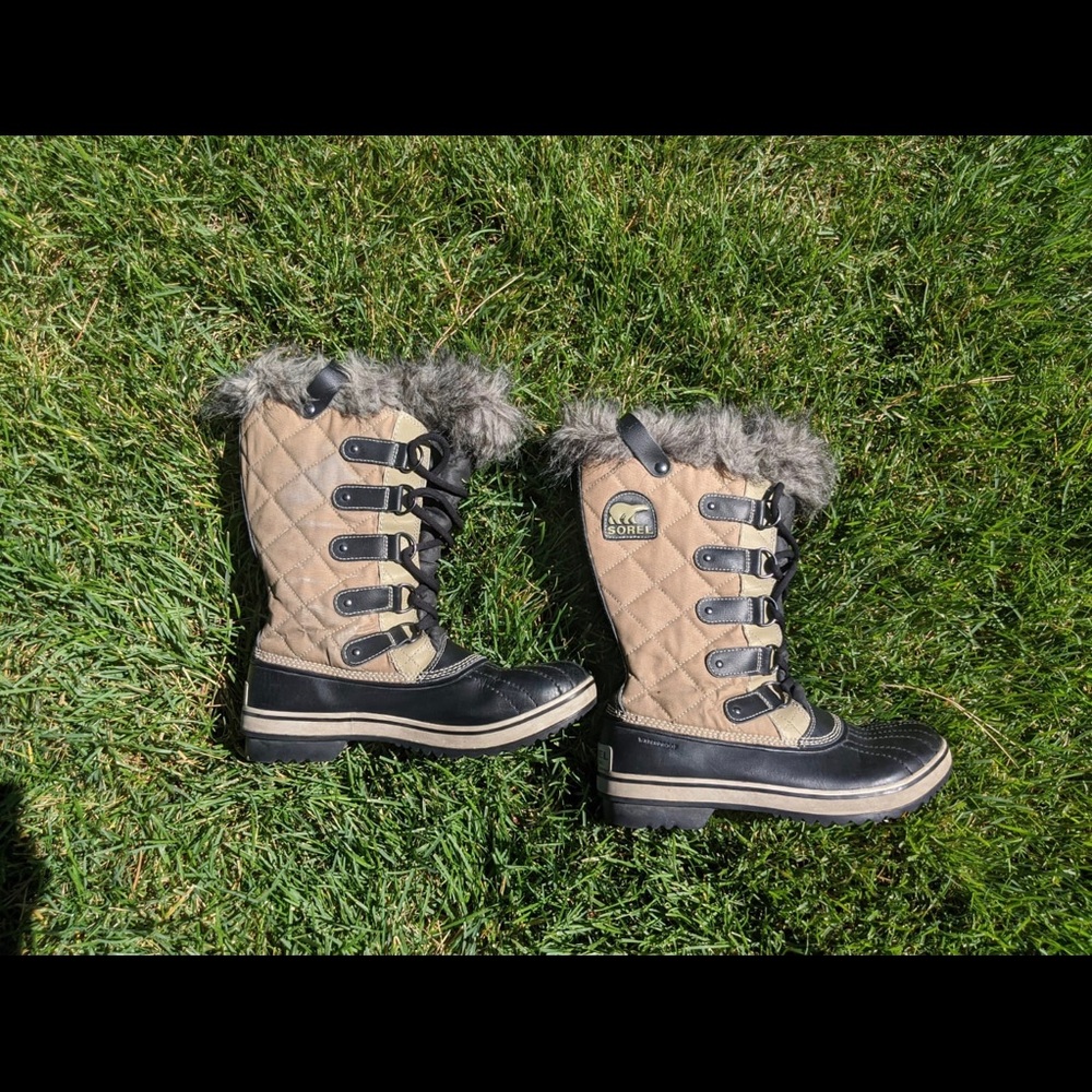 Sorel Joan of Arctic Boots